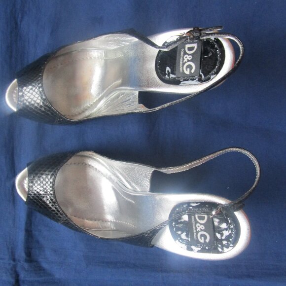 DOLCE & GABBANA SLINGBACK OPEN TOE BLACK HIGH HEEL-EXCELLENT CONDITION-4" HEEL - Picture 3 of 6